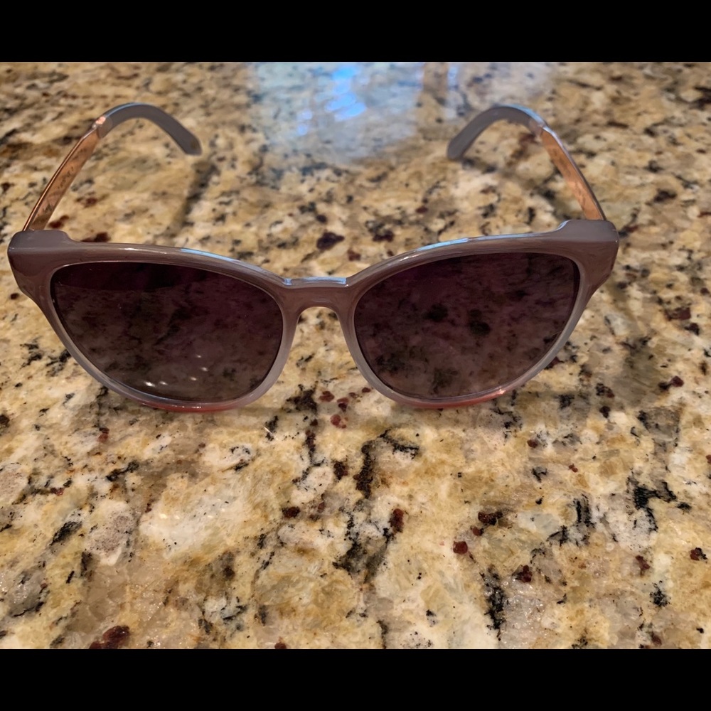 Fossil Sunglasses - Picture 2 of 3